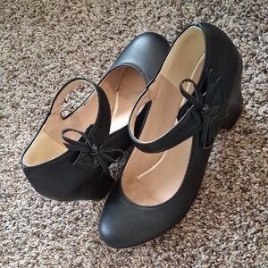 Elegant Black Mary Jane Heels